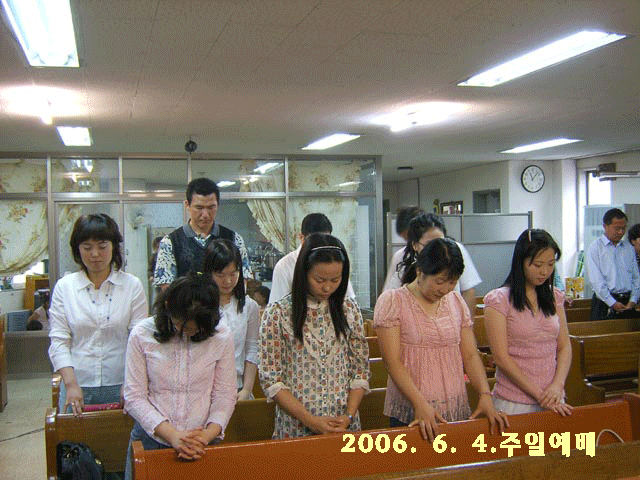 20060604주일예배사진.gif