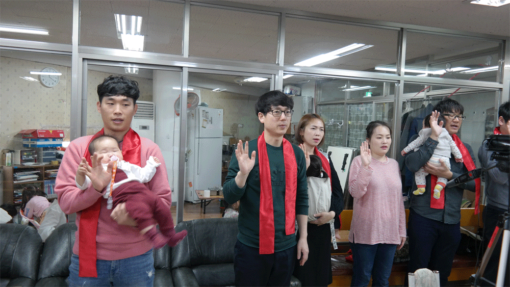 1904성례주일.gif